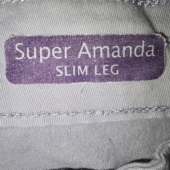 Gloria Vanderbilt Pants - Picture 4 of 8